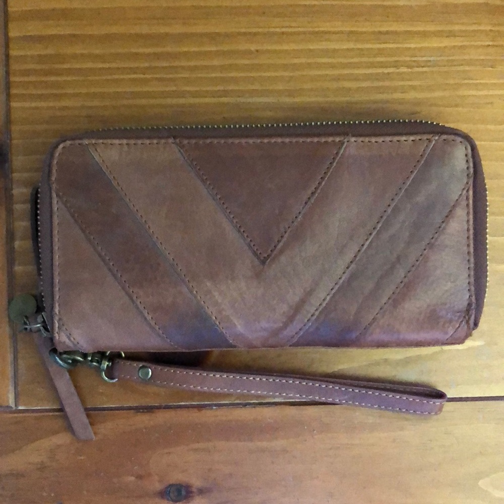 Lucky Brand Brown Leather Wallet